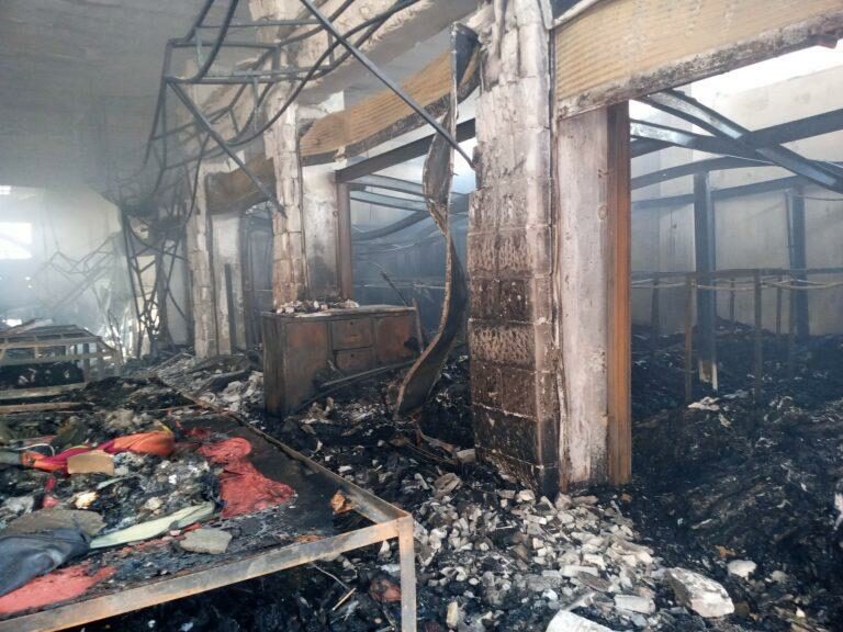 حريق سوق البالة في إربد