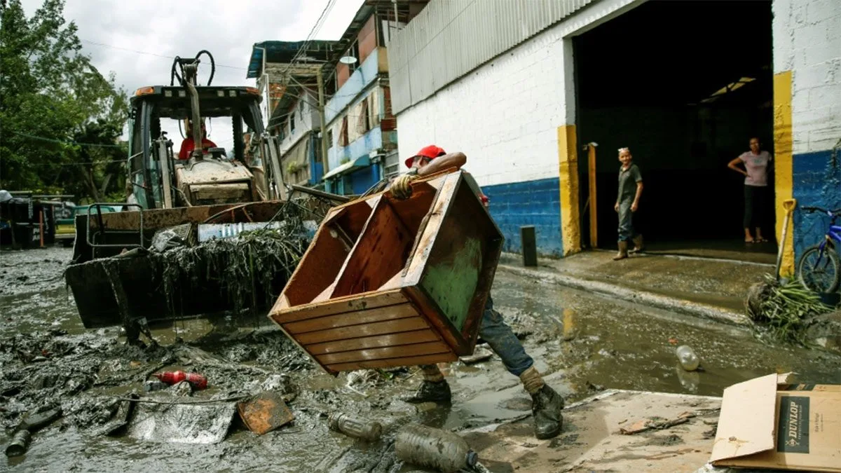 انهيارات أرضية وفيضانات في فنزويلا