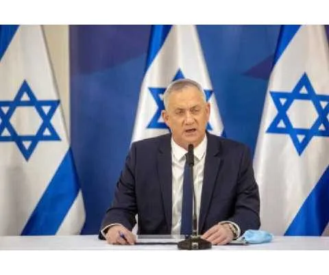 وزير دفاع إسرائيل يتحدث مع نظيره الأمريكي بشأن أحداث الضفة وإيران
